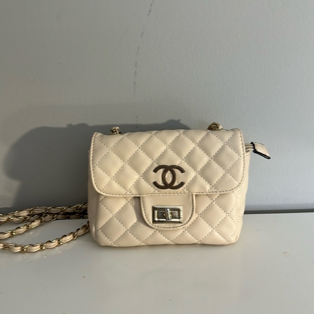 A Chanel purse.